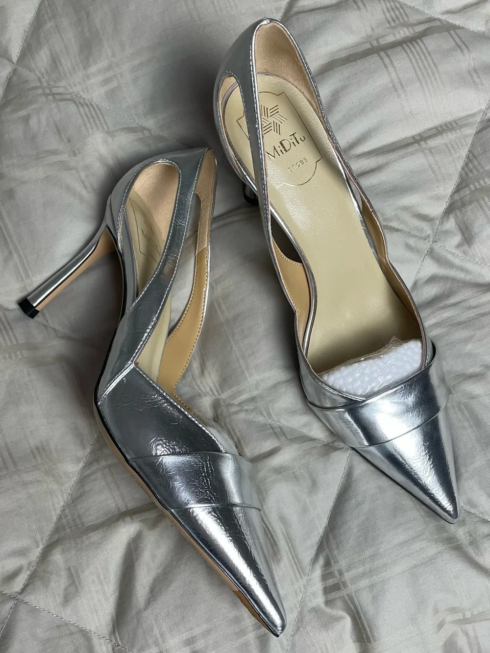 Silver Metallic Pointed Toe Slingback Pumps Size 38 | US 7
